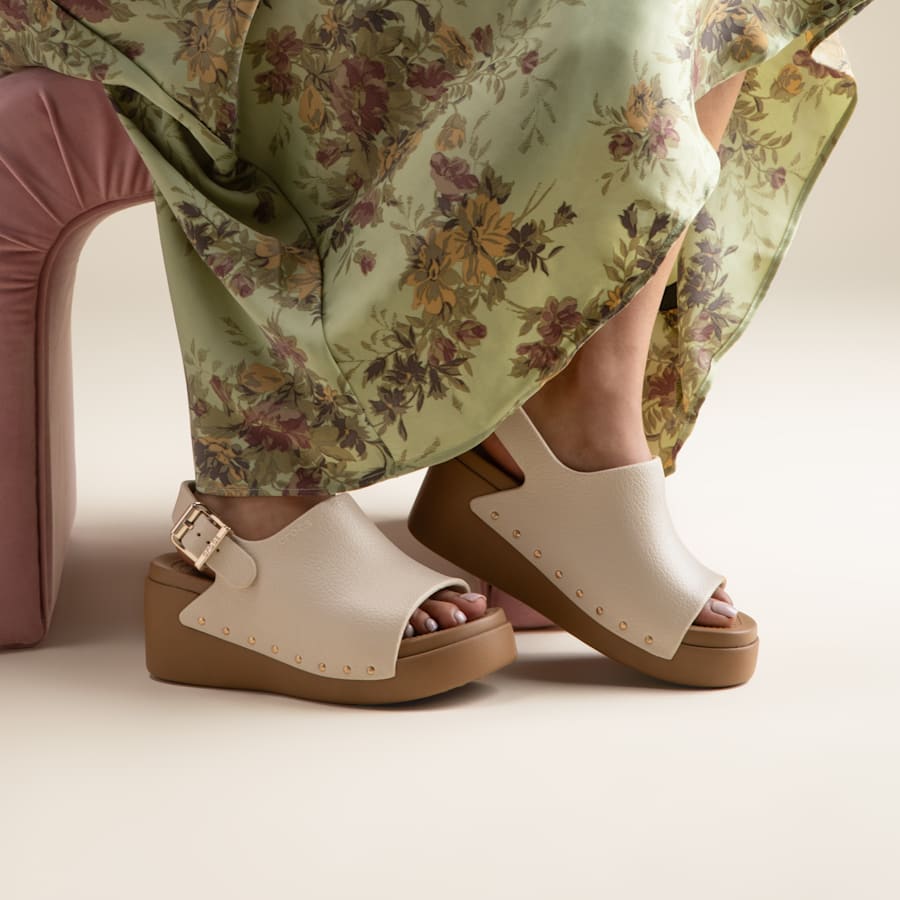 Dylan Studded Platform Slide - Image 7