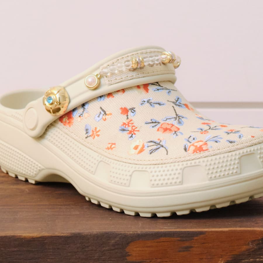 Classic Crafted Floral Clog - Image 7