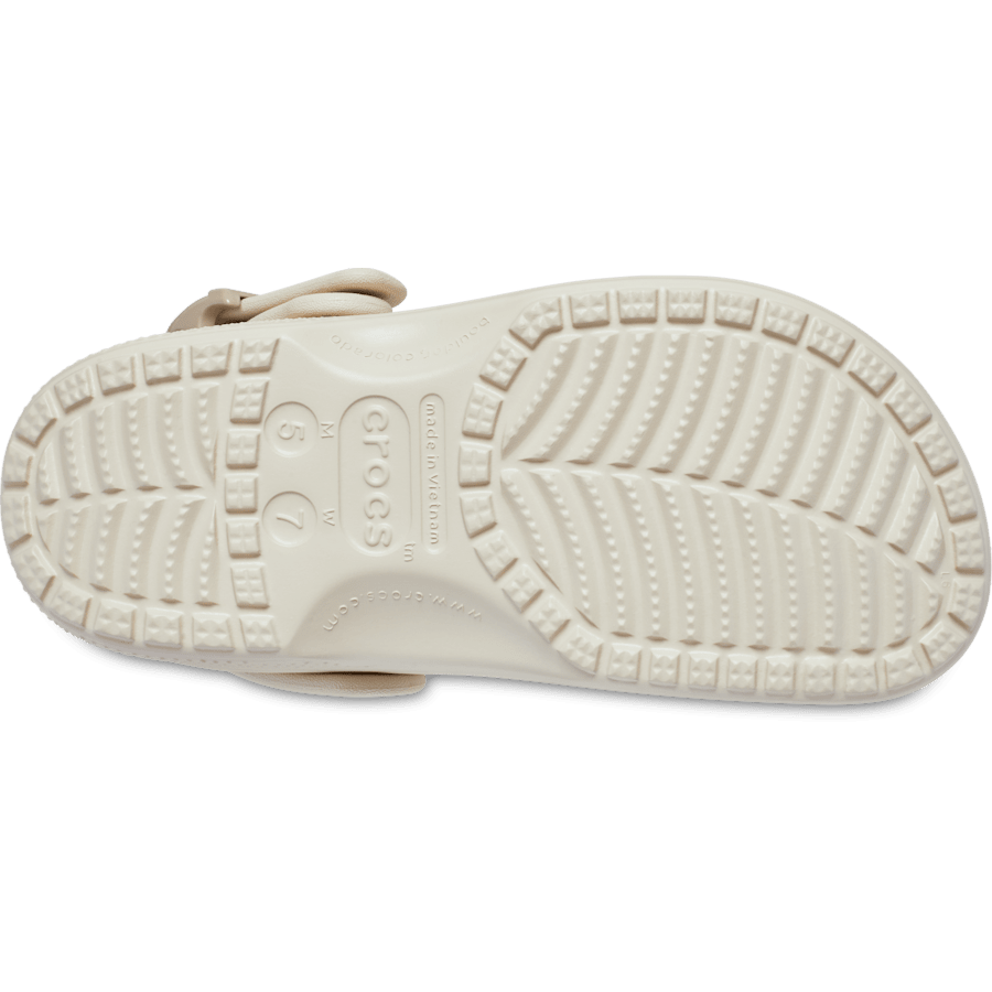 Classic Enamel Buckle Clog - Image 13