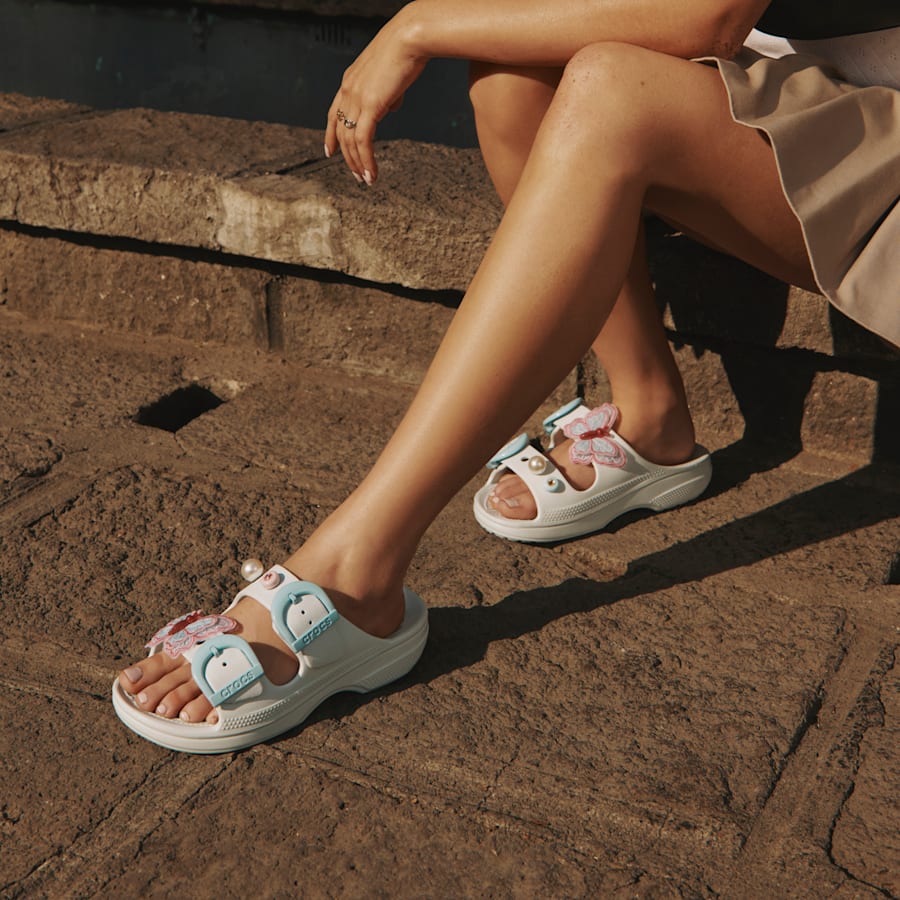 Women's Saturday Enamel Buckle Sandal - Image 7